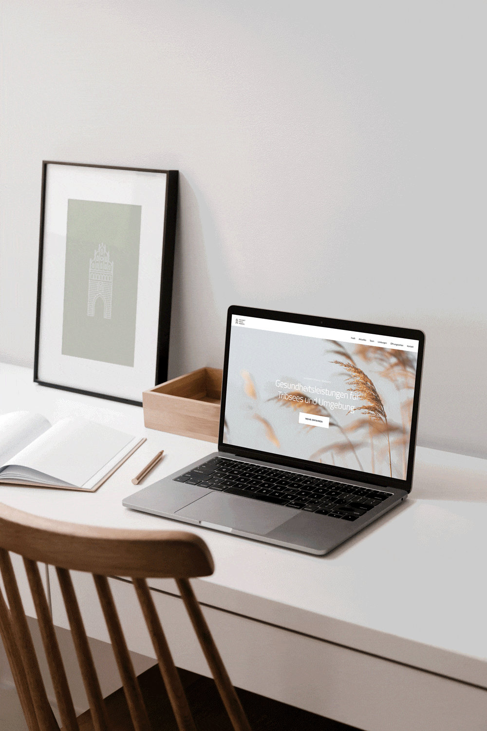 Hausarztpraxis Tribsees Website Animated Animiertes Beispiel einer Praxiswebseite von Arztpraxis Logo